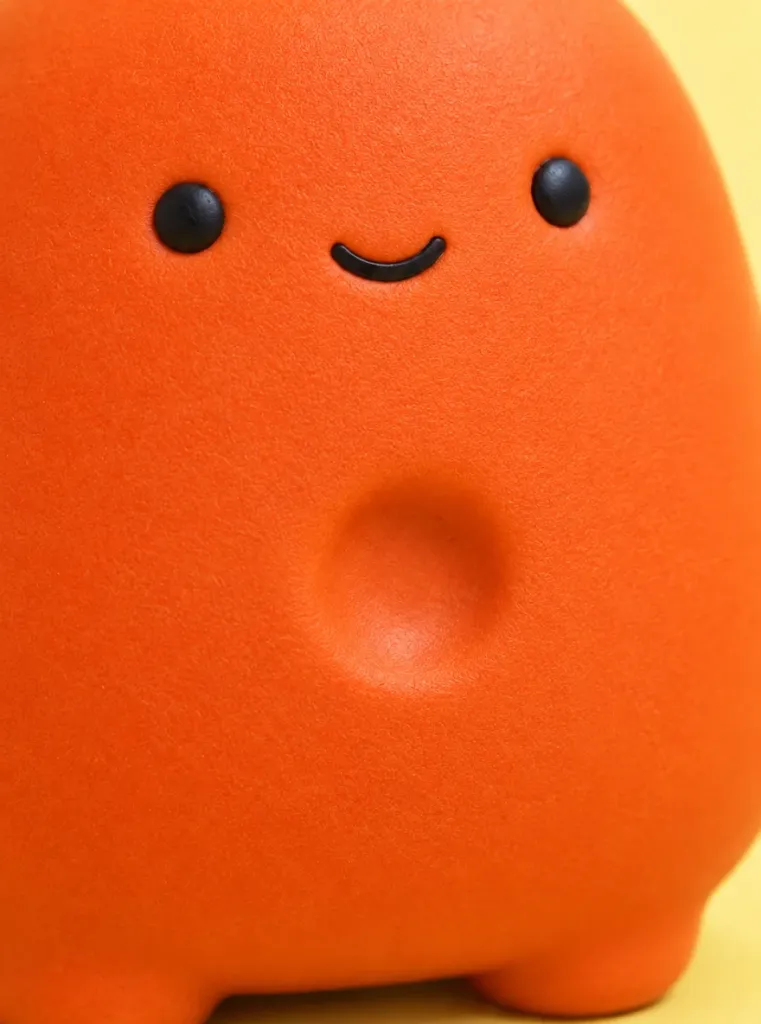 Glob, close-up of the surface and dent