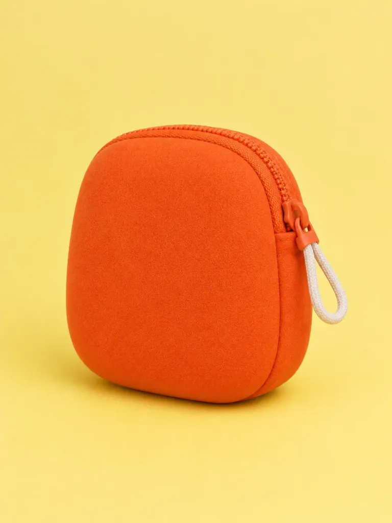 Glob Pouch, back view